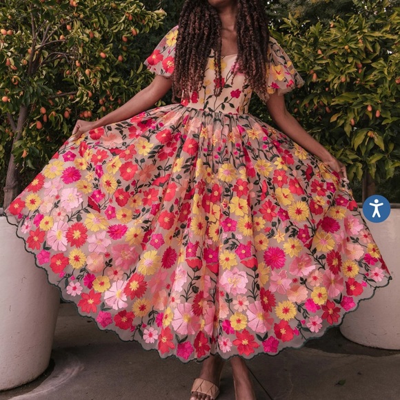 Jessakae English Garden Dress in Small - Picture 3 of 15